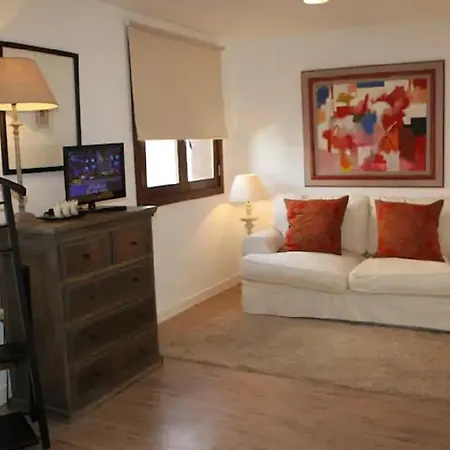Beautiful Villa Galea With Private Pool And Garden